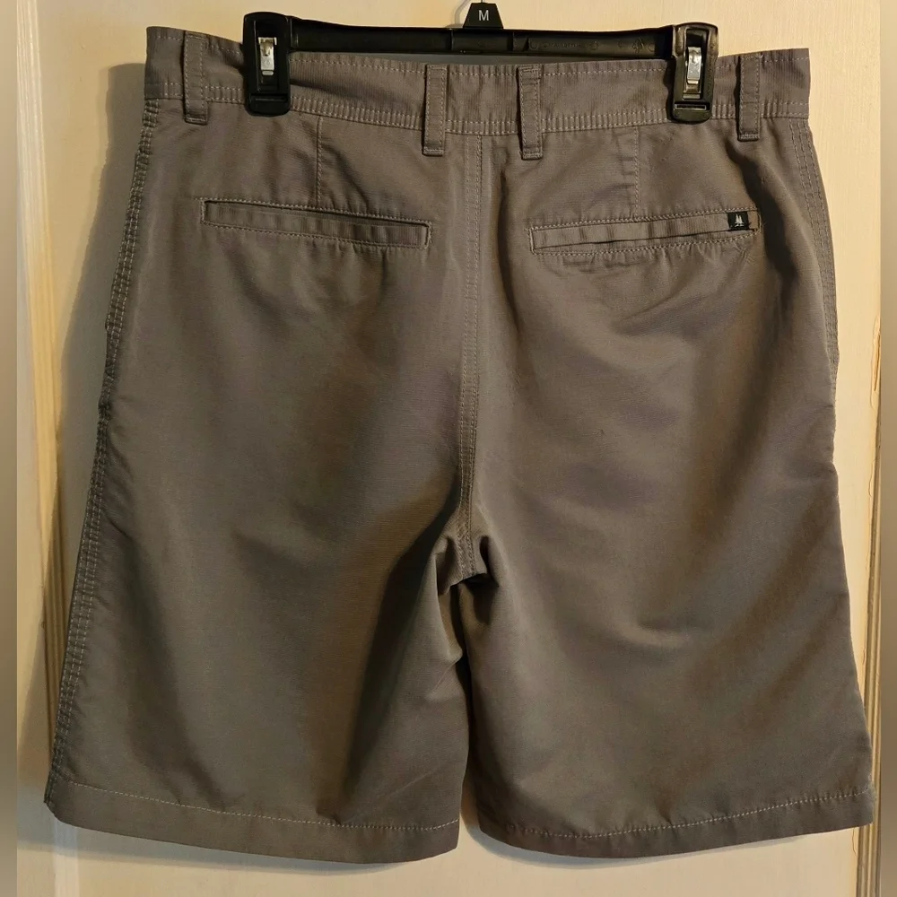 NWOT | G.H. Bass & Co. | Men's Explorer Performance Short | Olive Green | 32